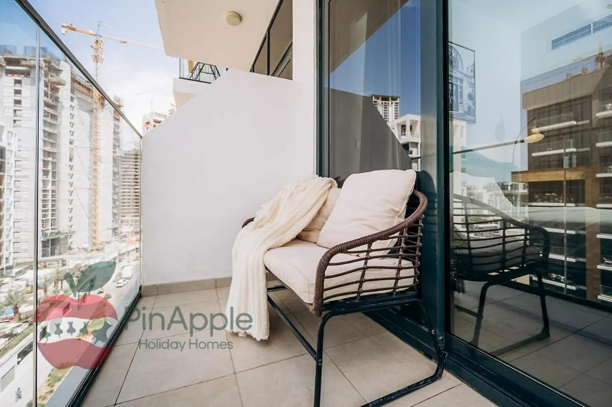 Stylish Studio In Azizi 42 Dubai Appartement