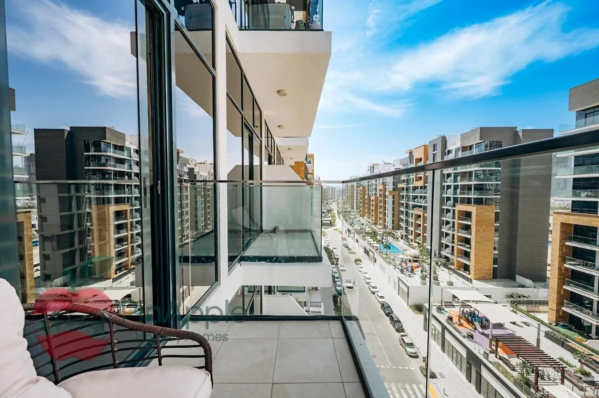 Stylish Studio In Azizi 42 Dubai Apartment